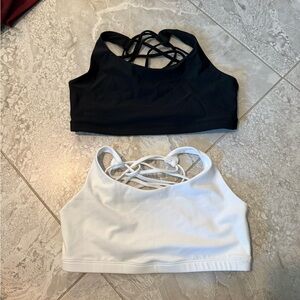 New Onzie Yoga Bras - L